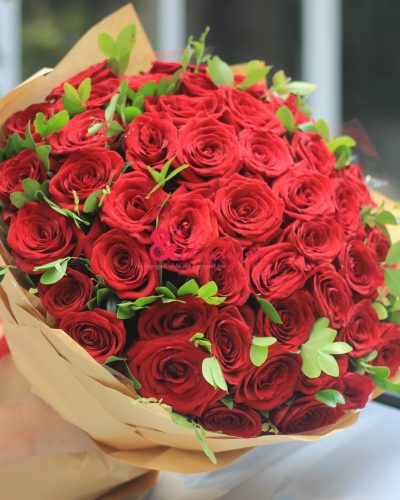 <img src='https://andy.vn/image/cache/data/product/110201921-400x500.jpg' height='400px'> Hơi ấm trong tim