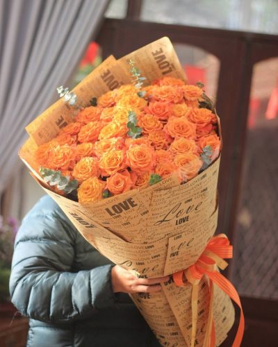 Hướng về bên em