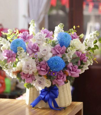 Giỏ hoa tặng bạn