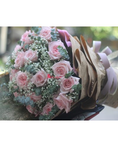<img src='https://andy.vn/image/cache/data/product/22820201-400x500.jpg' height='400px'> Em trong mắt anh