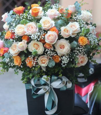 Giỏ hoa hồng, cát tường