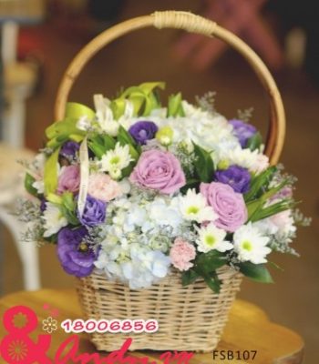 Giỏ hoa đẹp – nhẹ nhàng