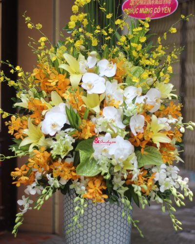 <img src='https://andy.vn/image/cache/data/product/hoa-su-kien-01032019-400x500.jpg' height='400px'> Hoa sự kiện